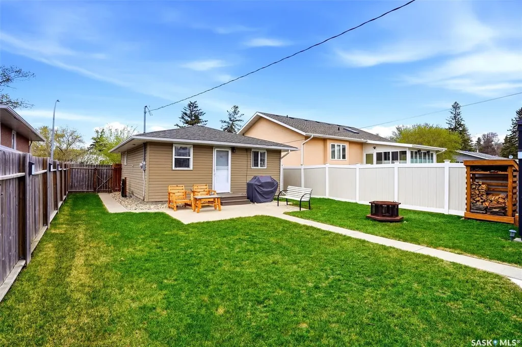 211 Ottawa Street Regina SK S4R 1N4
