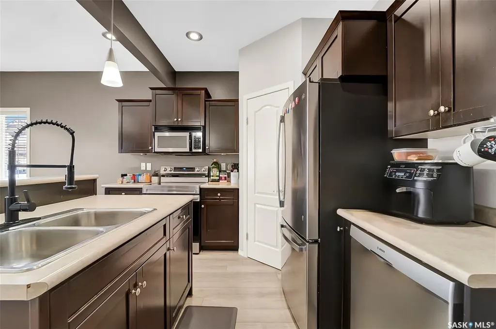 531 Gordon Road Saskatoon SK S7T 0A7