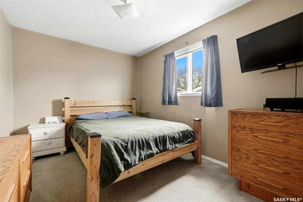 1439 Forget Street Regina SK S4T 4Y4