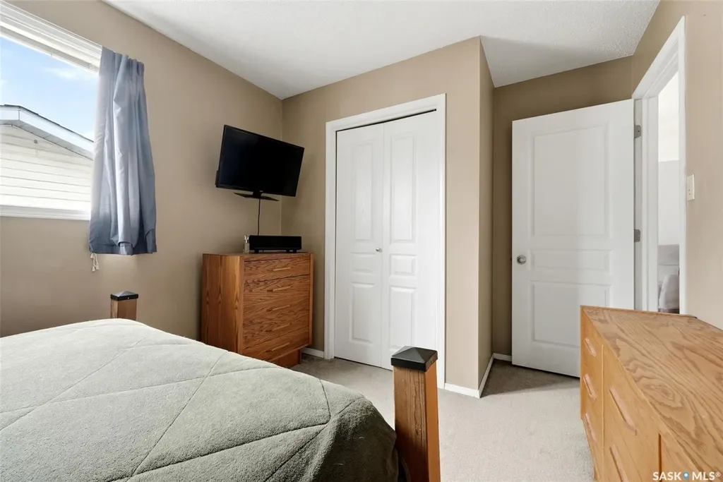 1439 Forget Street Regina SK S4T 4Y4