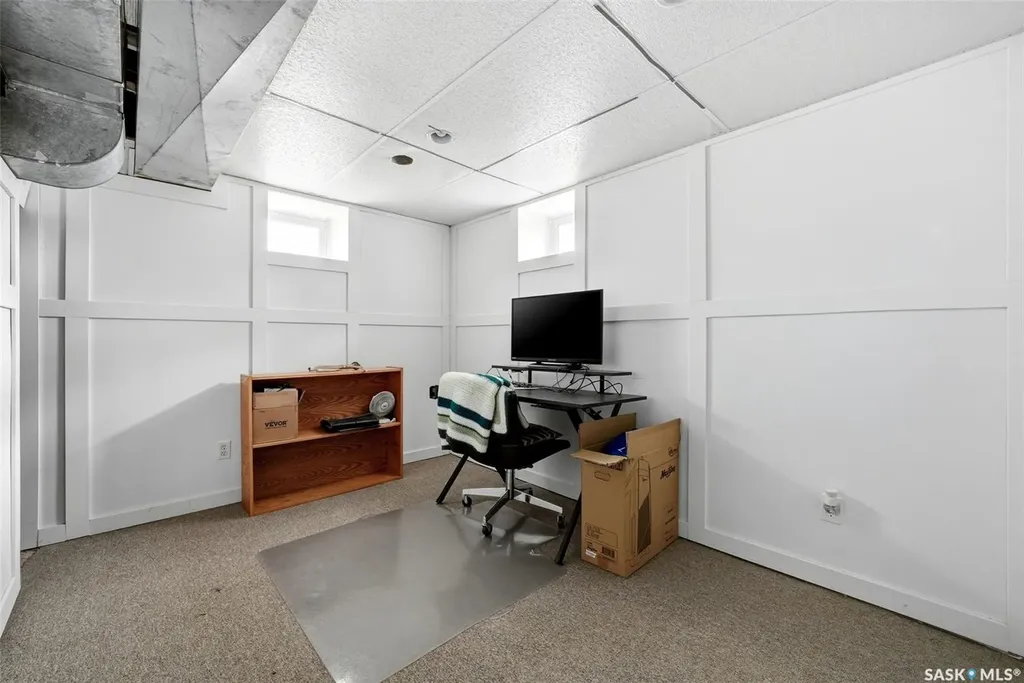 1439 Forget Street Regina SK S4T 4Y4