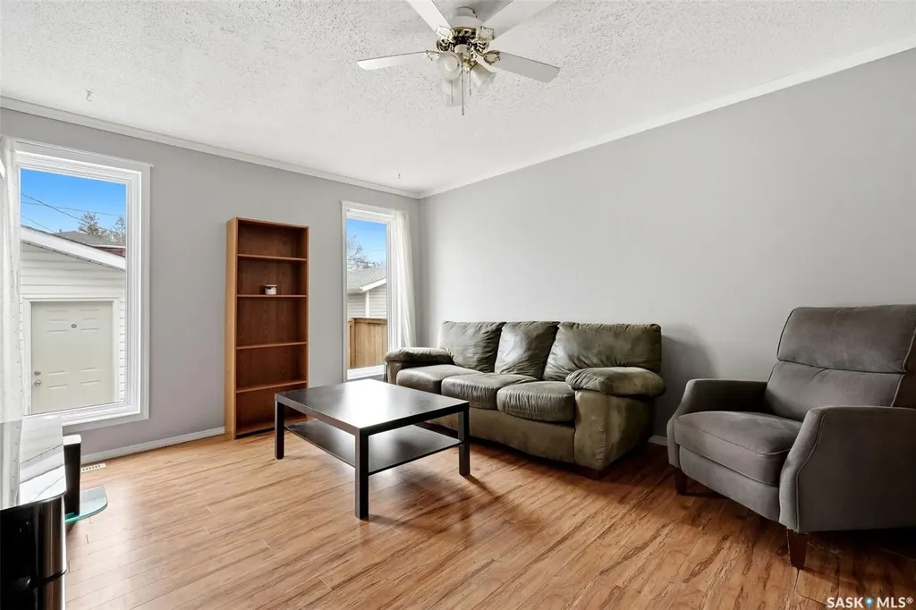 1439 Forget Street Regina SK S4T 4Y4