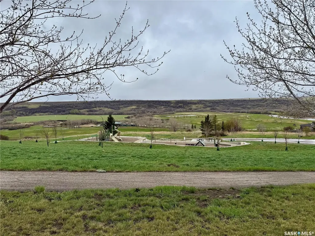 105 Deer Valley Road Lumsden Rm No. 189 SK S2V 1B8