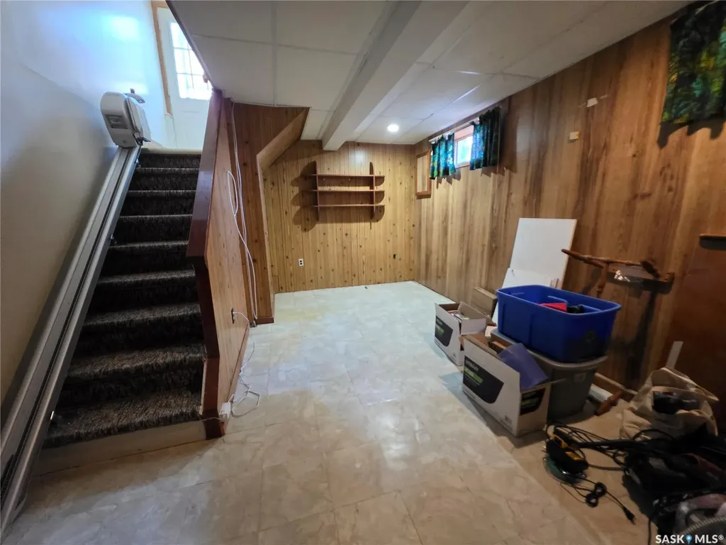 1446 Taylor Drive Swift Current SK S9H 1M9