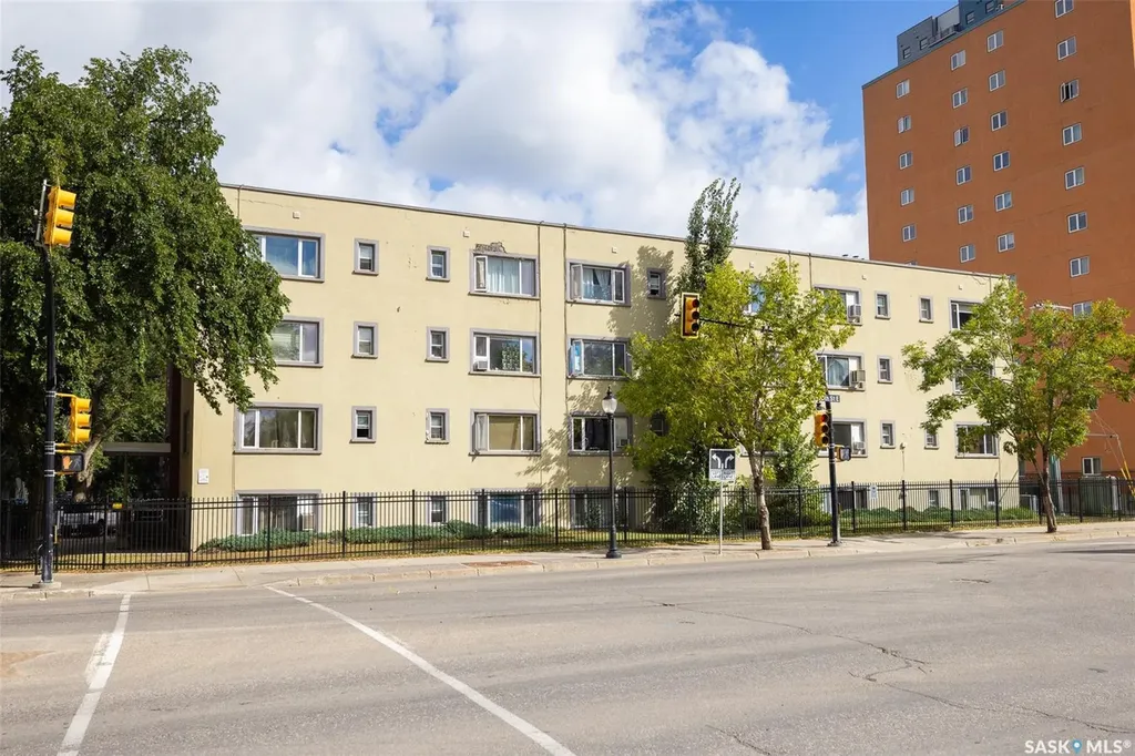 400 4th Avenue N Saskatoon SK S7K 0R3