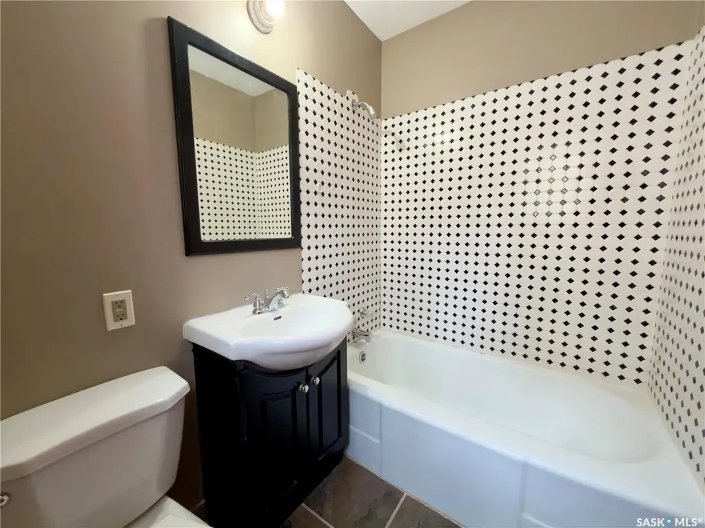 400 4th Avenue N Saskatoon SK S7K 0R3
