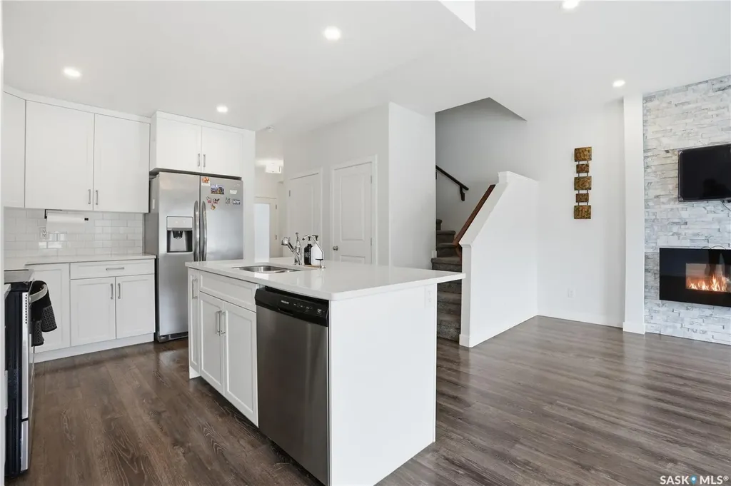 234 Brighton Gate Saskatoon SK S7V 0P6