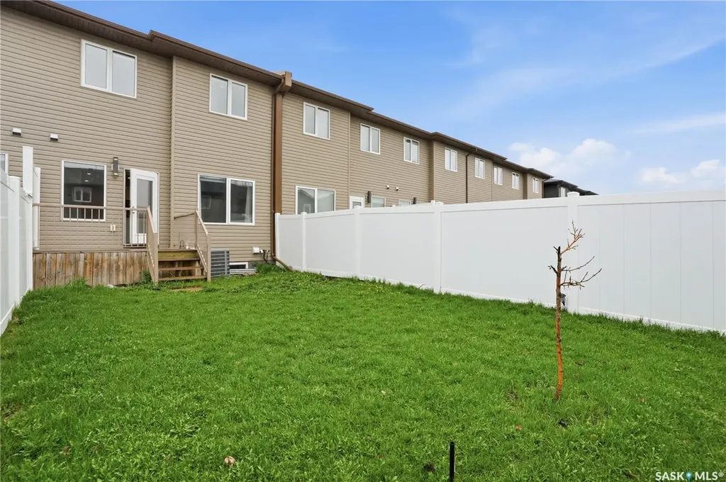 234 Brighton Gate Saskatoon SK S7V 0P6