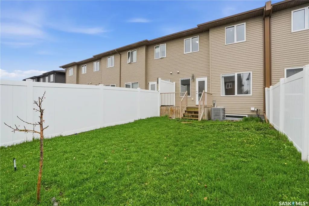 234 Brighton Gate Saskatoon SK S7V 0P6