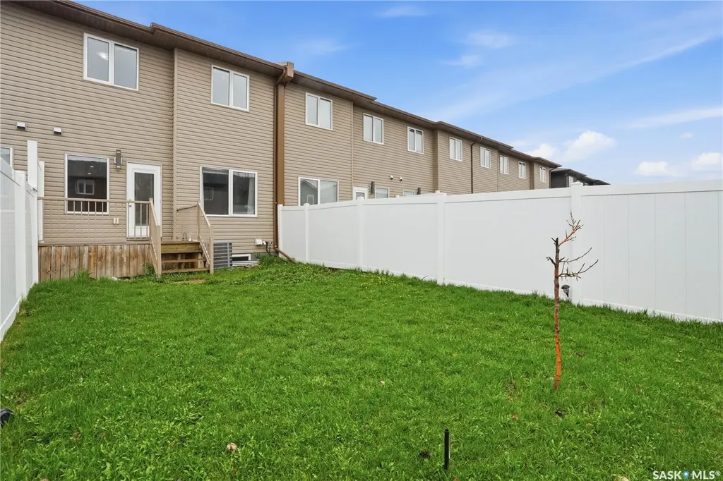 234 Brighton Gate Saskatoon SK S7V 0P6