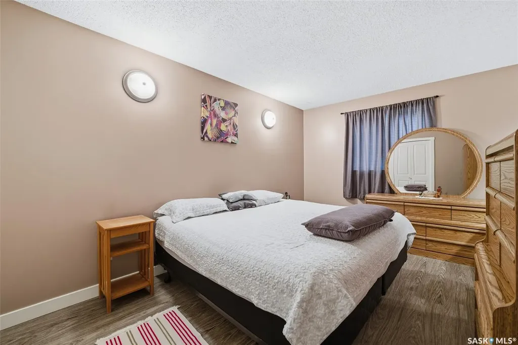 6962 Maple Brook Crescent Regina SK S4X 4J3