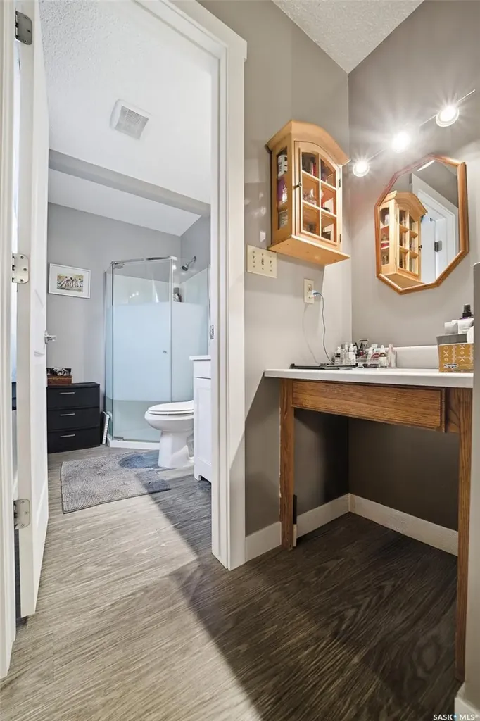 6962 Maple Brook Crescent Regina SK S4X 4J3
