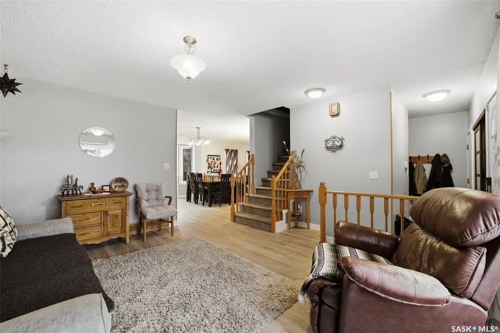6962 Maple Brook Crescent Regina SK S4X 4J3