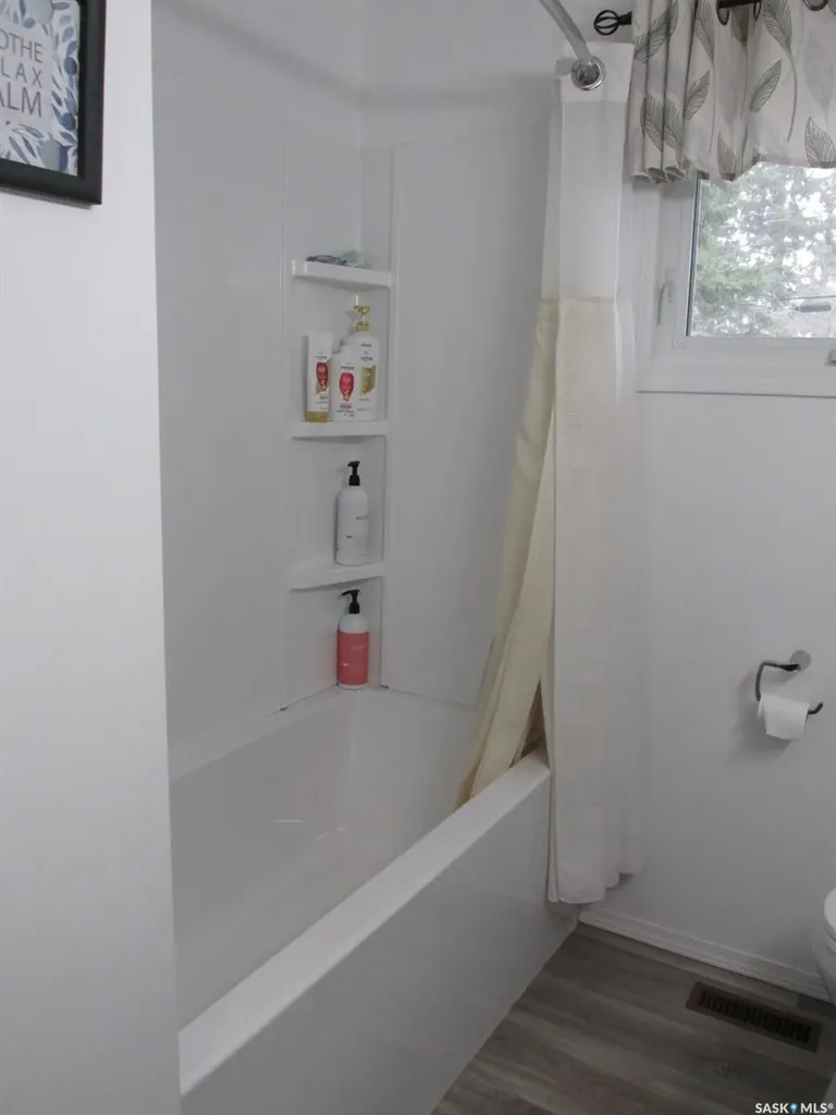 508 1st Avenue W Nipawin SK S0E 1E0