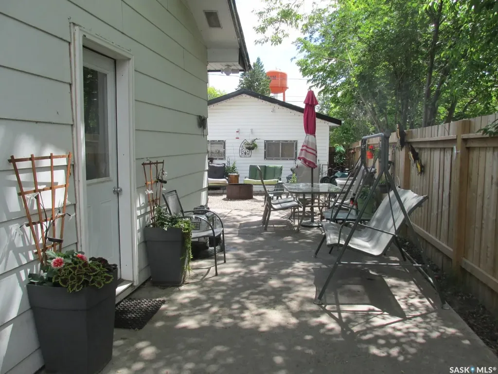 508 1st Avenue W Nipawin SK S0E 1E0