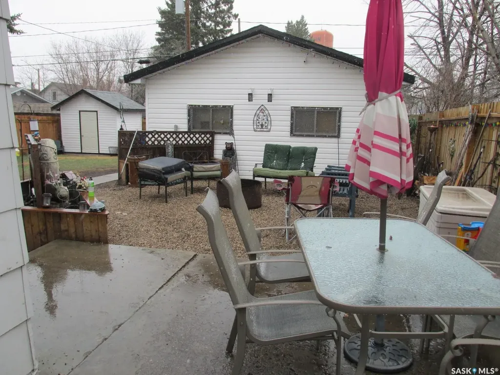 508 1st Avenue W Nipawin SK S0E 1E0