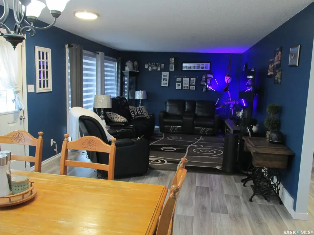 508 1st Avenue W Nipawin SK S0E 1E0