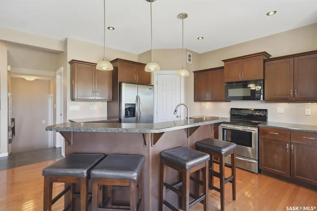 231 Willowgrove Boulevard Saskatoon SK S7W 1A1