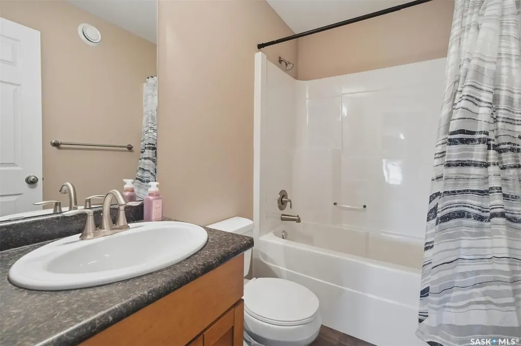 231 Willowgrove Boulevard Saskatoon SK S7W 1A1