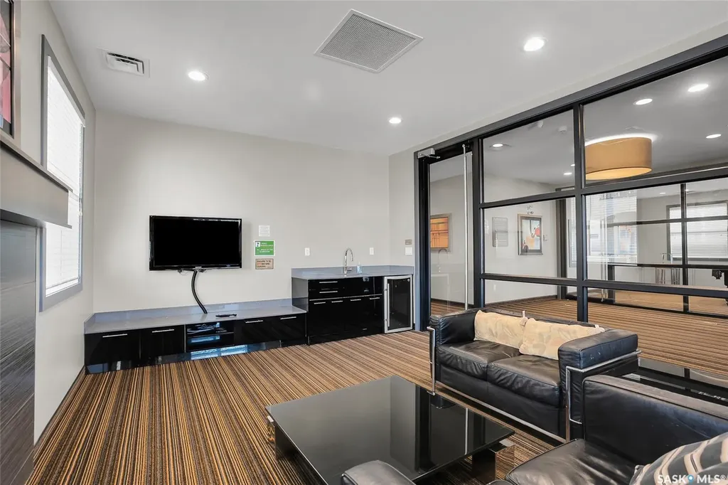 415 Hunter Road Saskatoon SK S7T 0J8