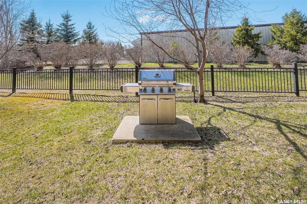 415 Hunter Road Saskatoon SK S7T 0J8
