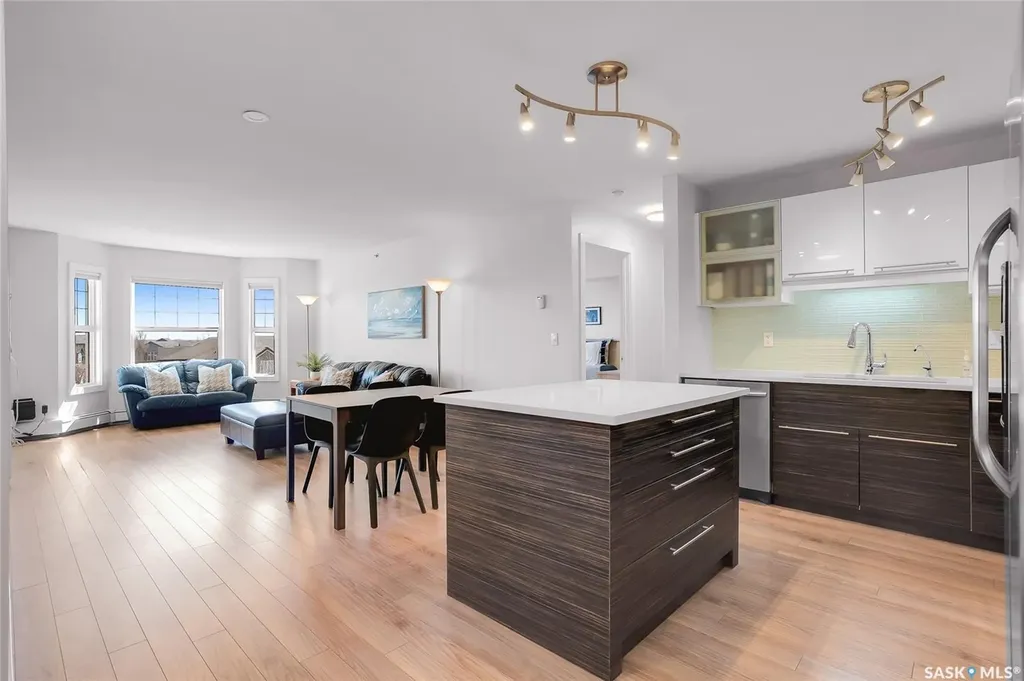 415 Hunter Road Saskatoon SK S7T 0J8