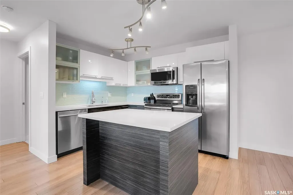 415 Hunter Road Saskatoon SK S7T 0J8