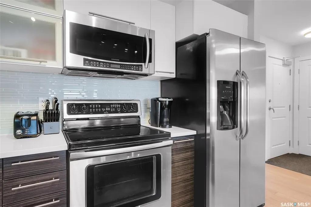 415 Hunter Road Saskatoon SK S7T 0J8