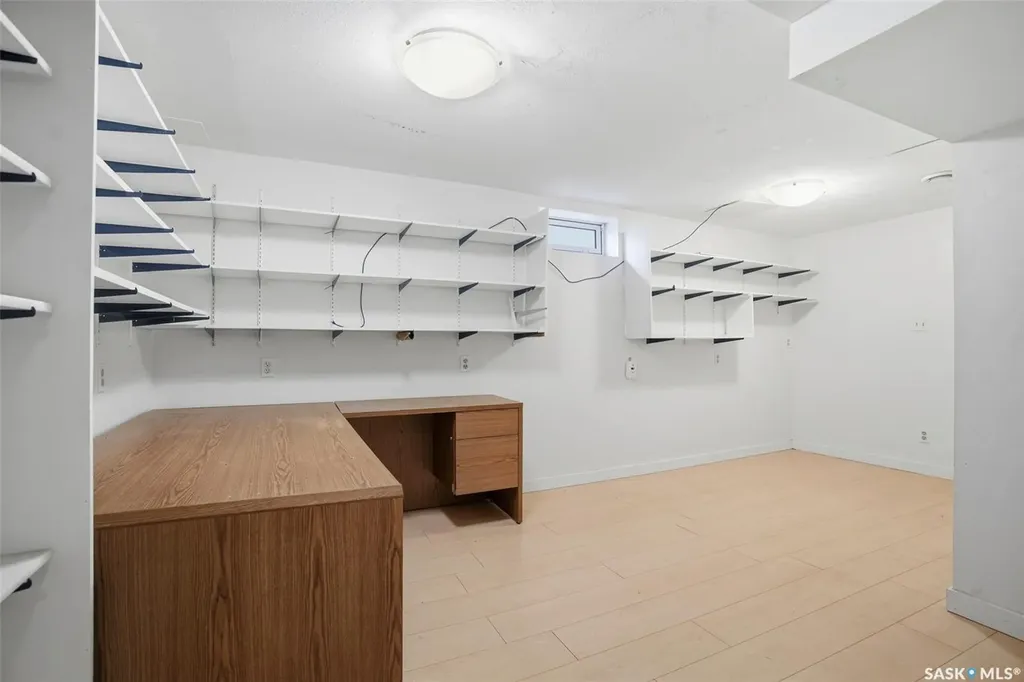 3413 Balfour Street Saskatoon SK S7H 3Z3