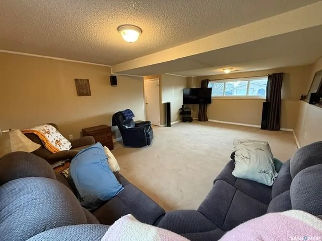 11 Banks Crescent Kamsack SK S0A 1S0