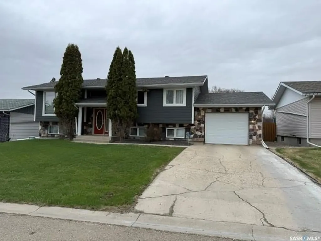 11 Banks Crescent Kamsack SK S0A 1S0