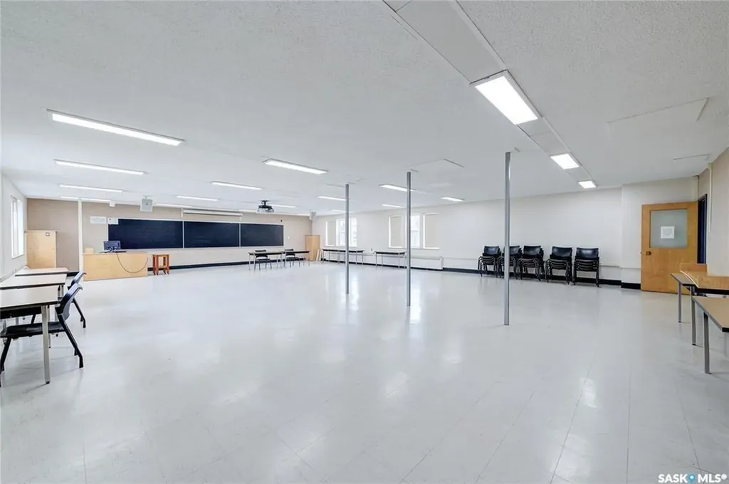 1121 College Drive Saskatoon SK S7N 0W3