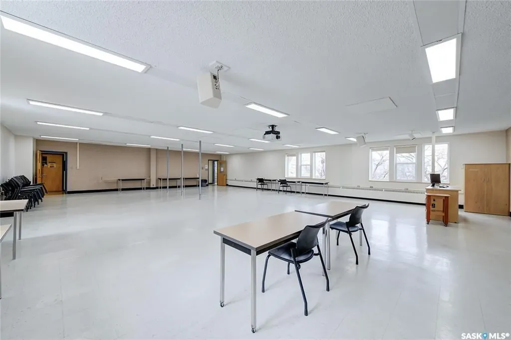 1121 College Drive Saskatoon SK S7N 0W3