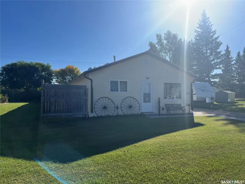 217 Broadway Street Foam Lake SK S0A 1A0