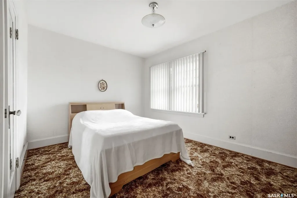 203 Angus Crescent Regina SK S4T 6N3