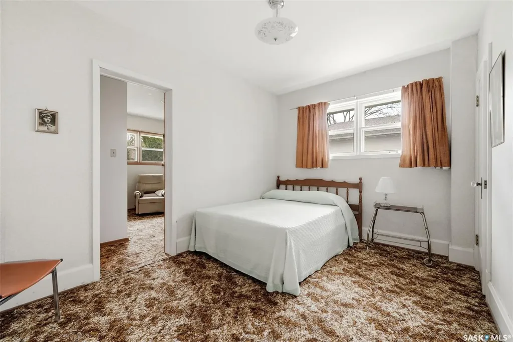 203 Angus Crescent Regina SK S4T 6N3