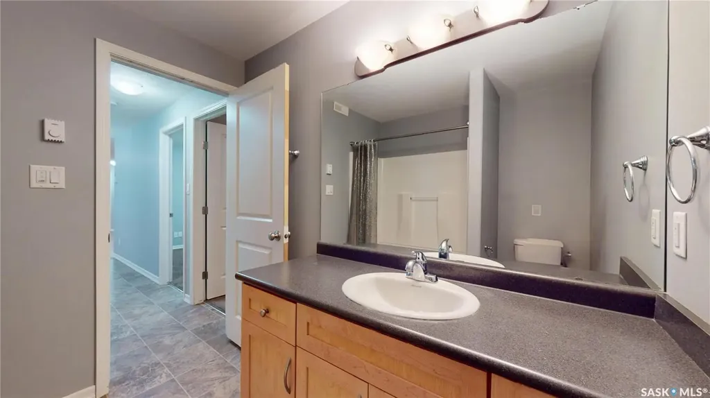 4117 Green Olive Way Regina SK S4V 1P8