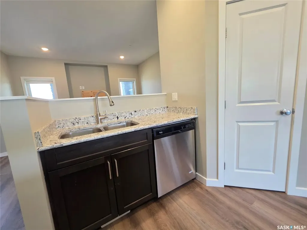 553 Douglas Drive Swift Current SK S9H 5R6
