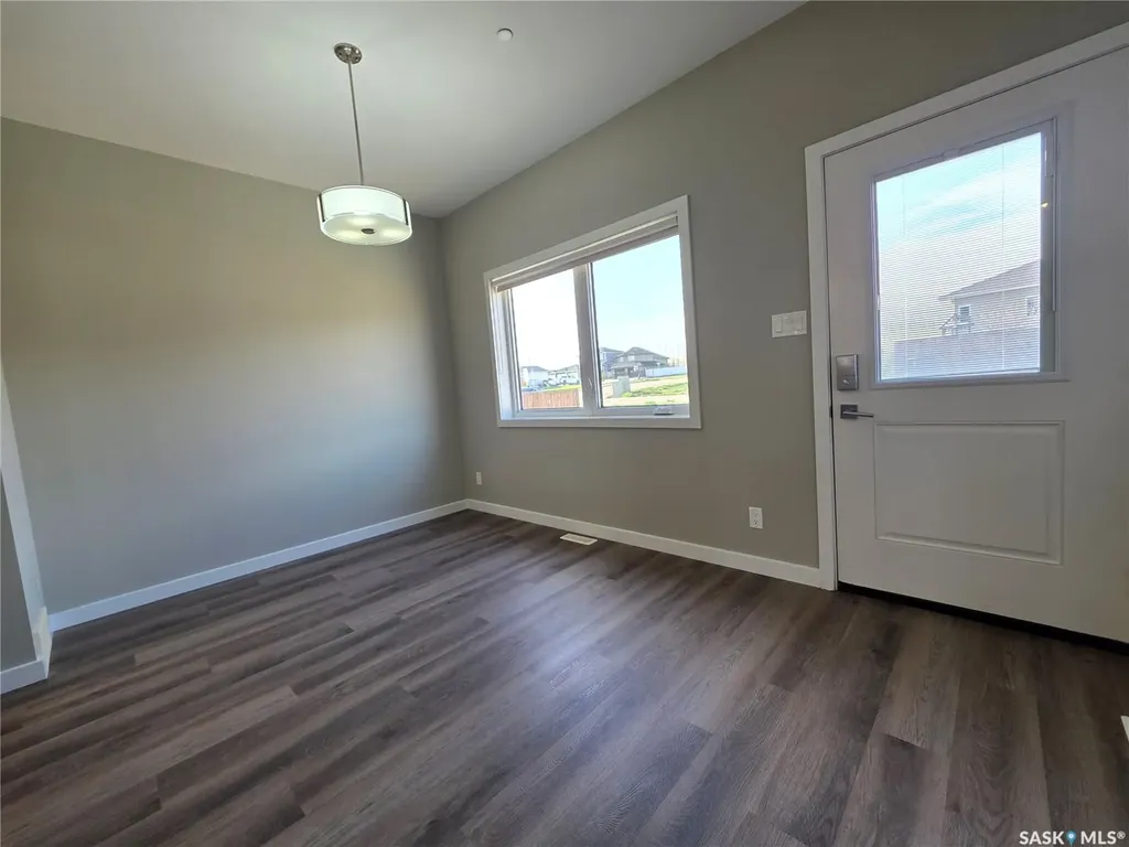 553 Douglas Drive Swift Current SK S9H 5R6