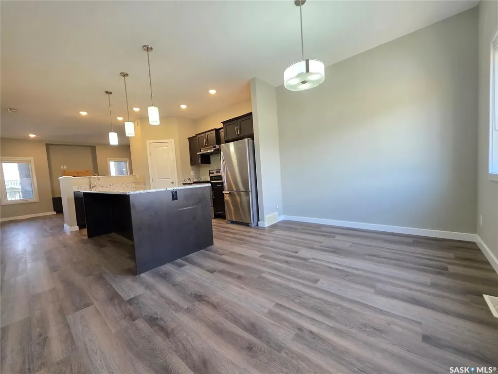553 Douglas Drive Swift Current SK S9H 5R6
