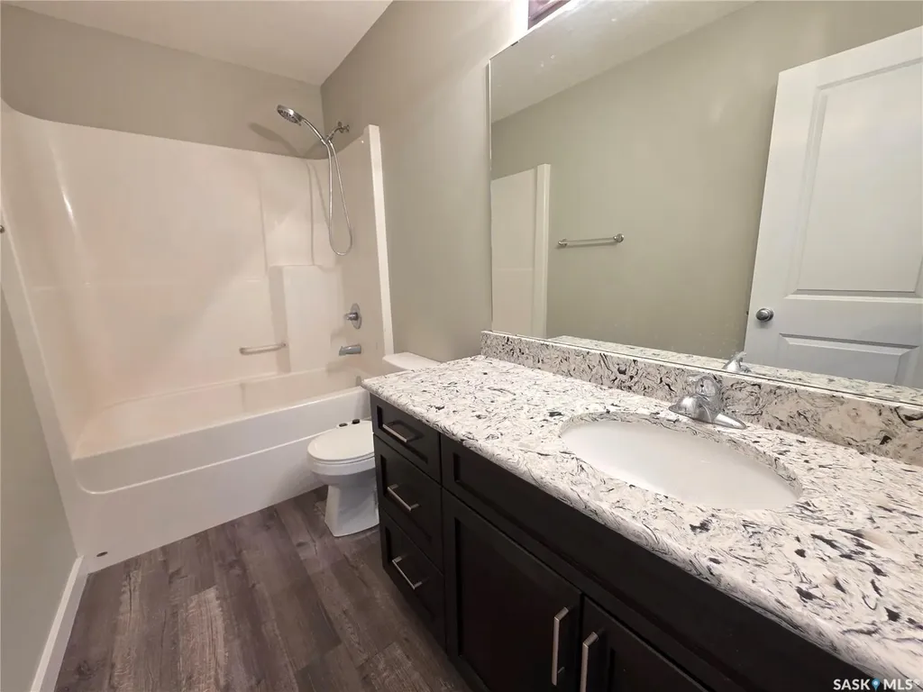 553 Douglas Drive Swift Current SK S9H 5R6