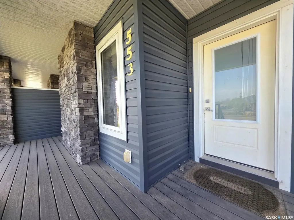 553 Douglas Drive Swift Current SK S9H 5R6