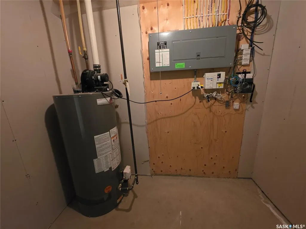 553 Douglas Drive Swift Current SK S9H 5R6