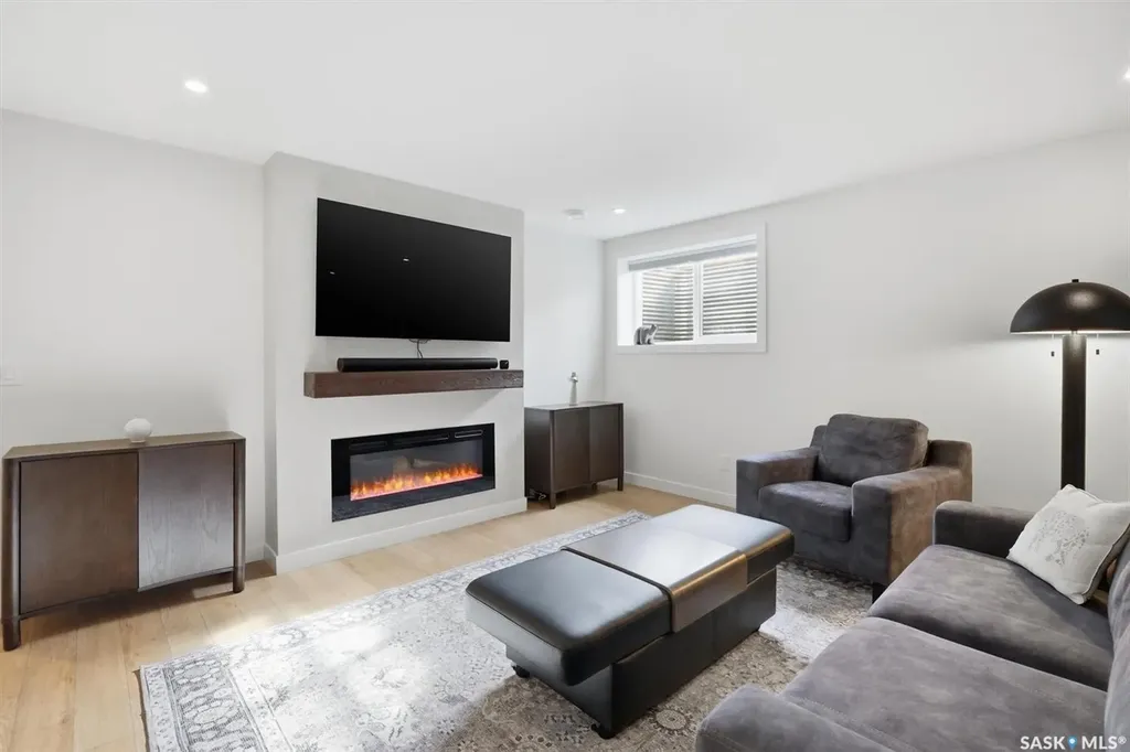 515 Delainey Road Saskatoon SK S7V 1V5