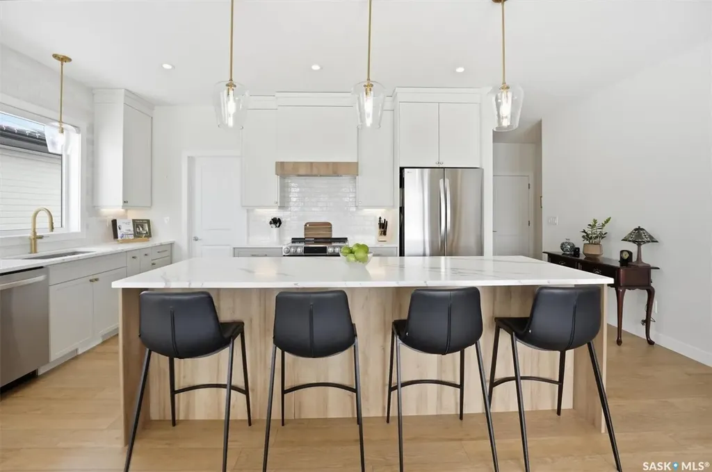 515 Delainey Road Saskatoon SK S7V 1V5
