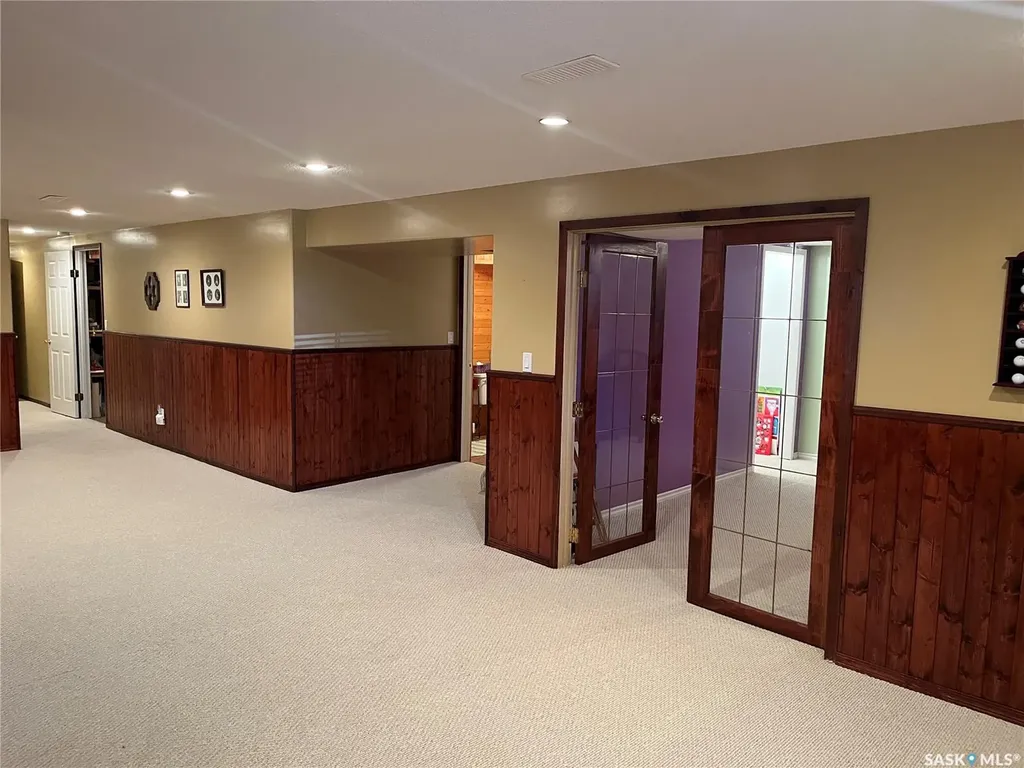 42 7th Street NE Wadena SK S0A 4J0