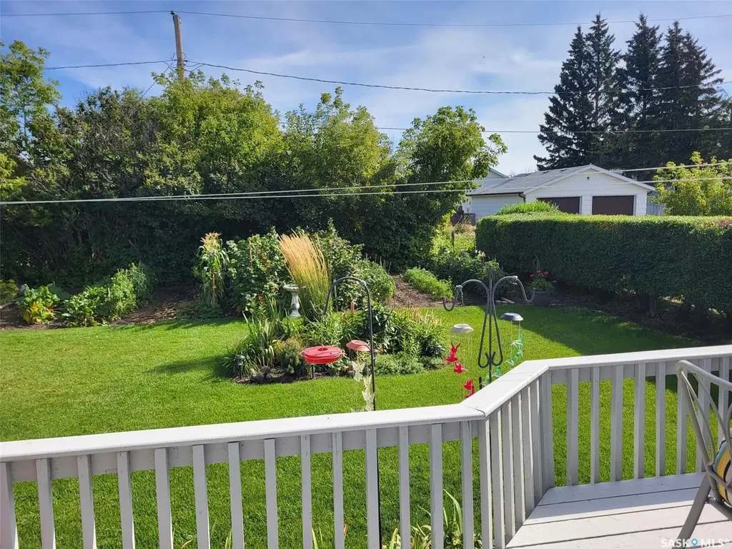 42 7th Street NE Wadena SK S0A 4J0