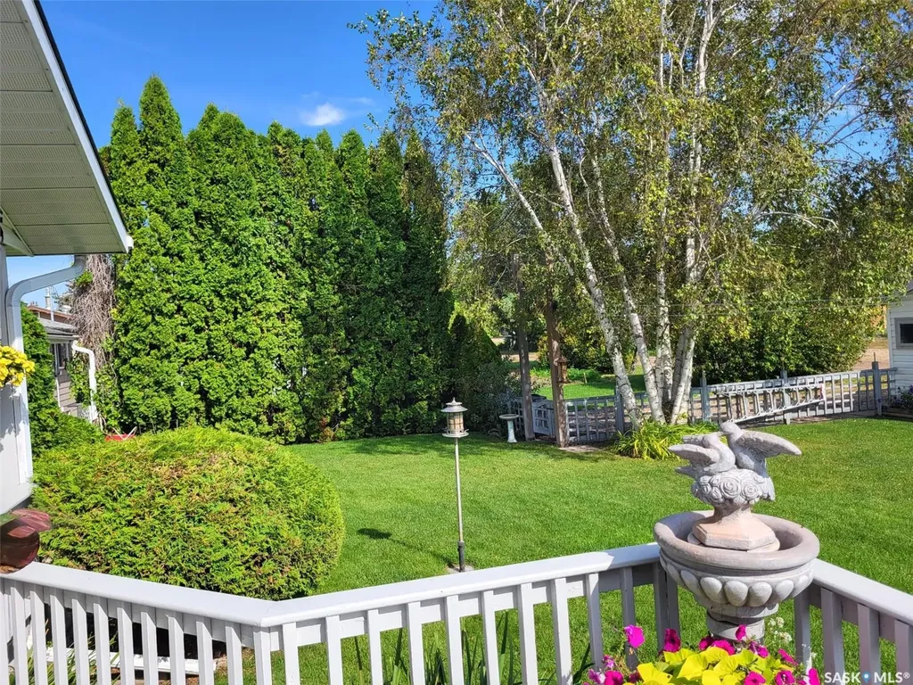 42 7th Street NE Wadena SK S0A 4J0