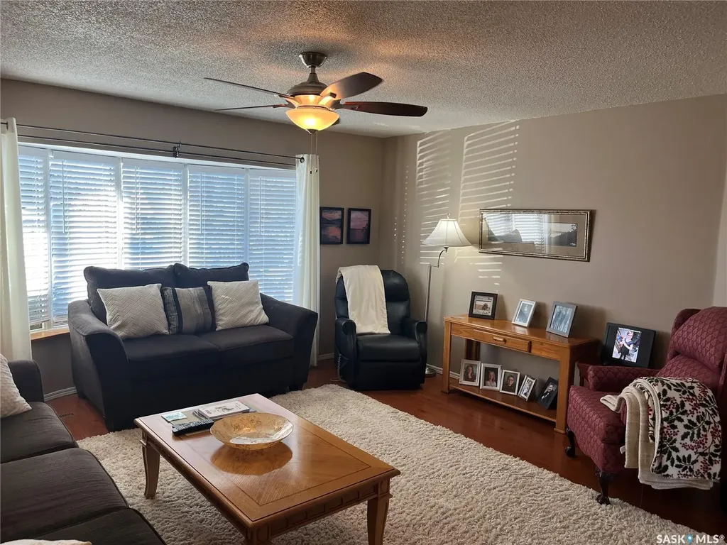 42 7th Street NE Wadena SK S0A 4J0