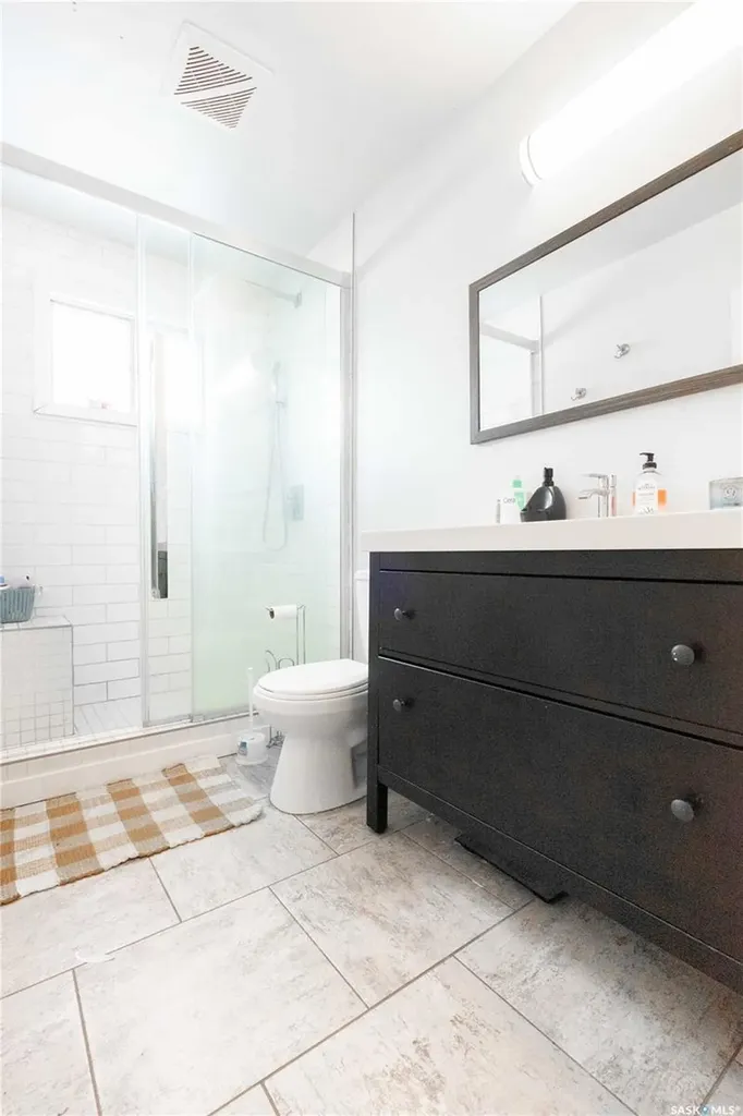 92 Bell Street Regina SK S4S 4B9